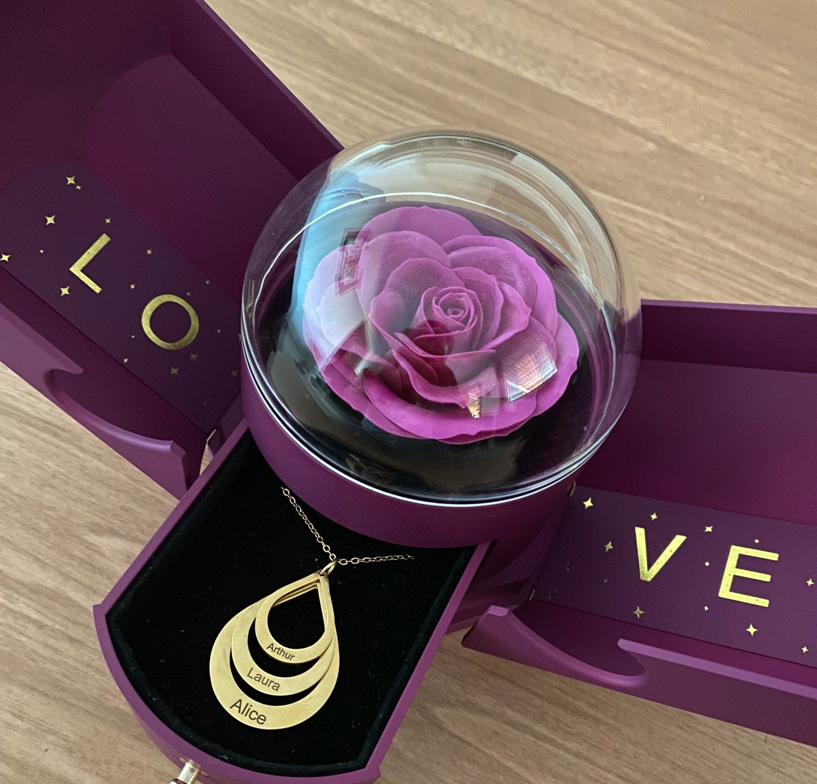 Kit Asas com Colar Gota Personalizado com Nomes