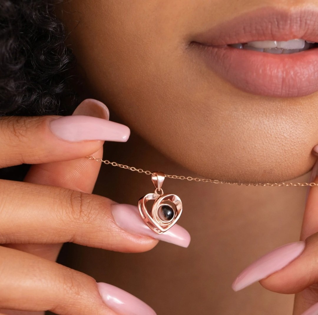 Kit Giratório com Rosa Eterna e Colar com Projeção de Foto