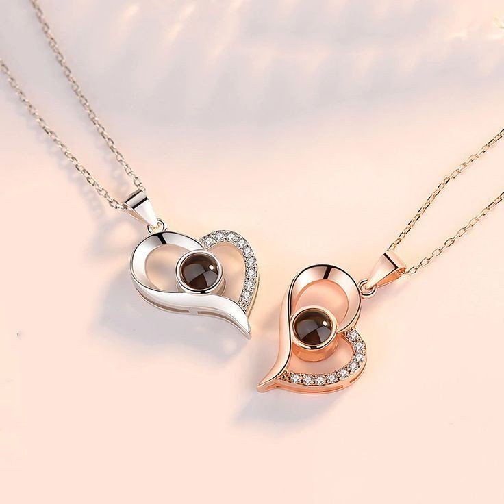 Kit Rosa Eterna com Colar "Eu Te Amo" em 100 Idiomas